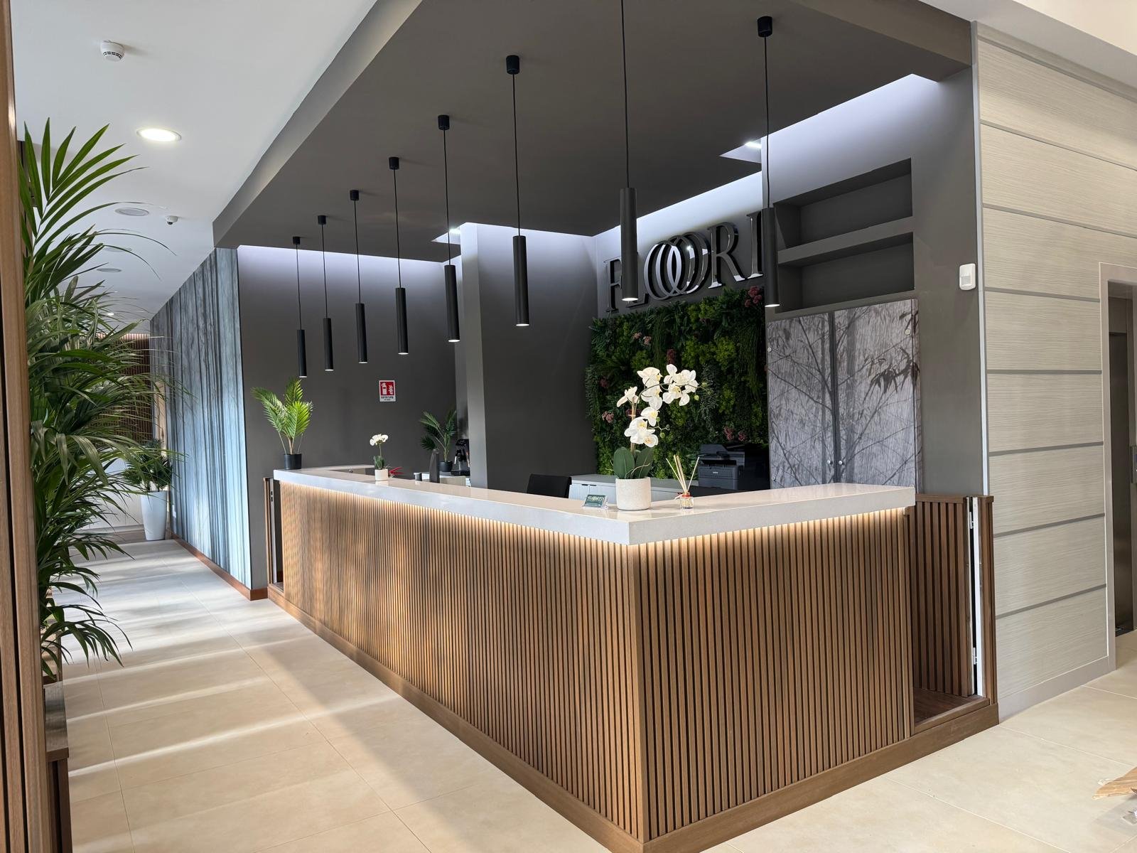 HOTEL FLORIS RENDE