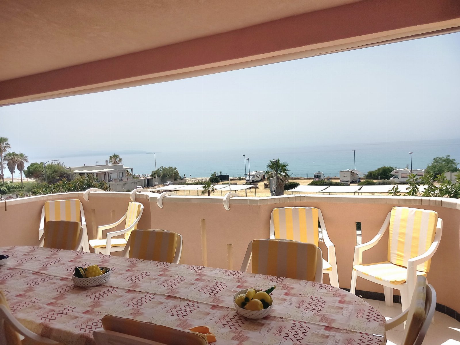 OCEANFRONT Vacation Rentals at Villa Wanda