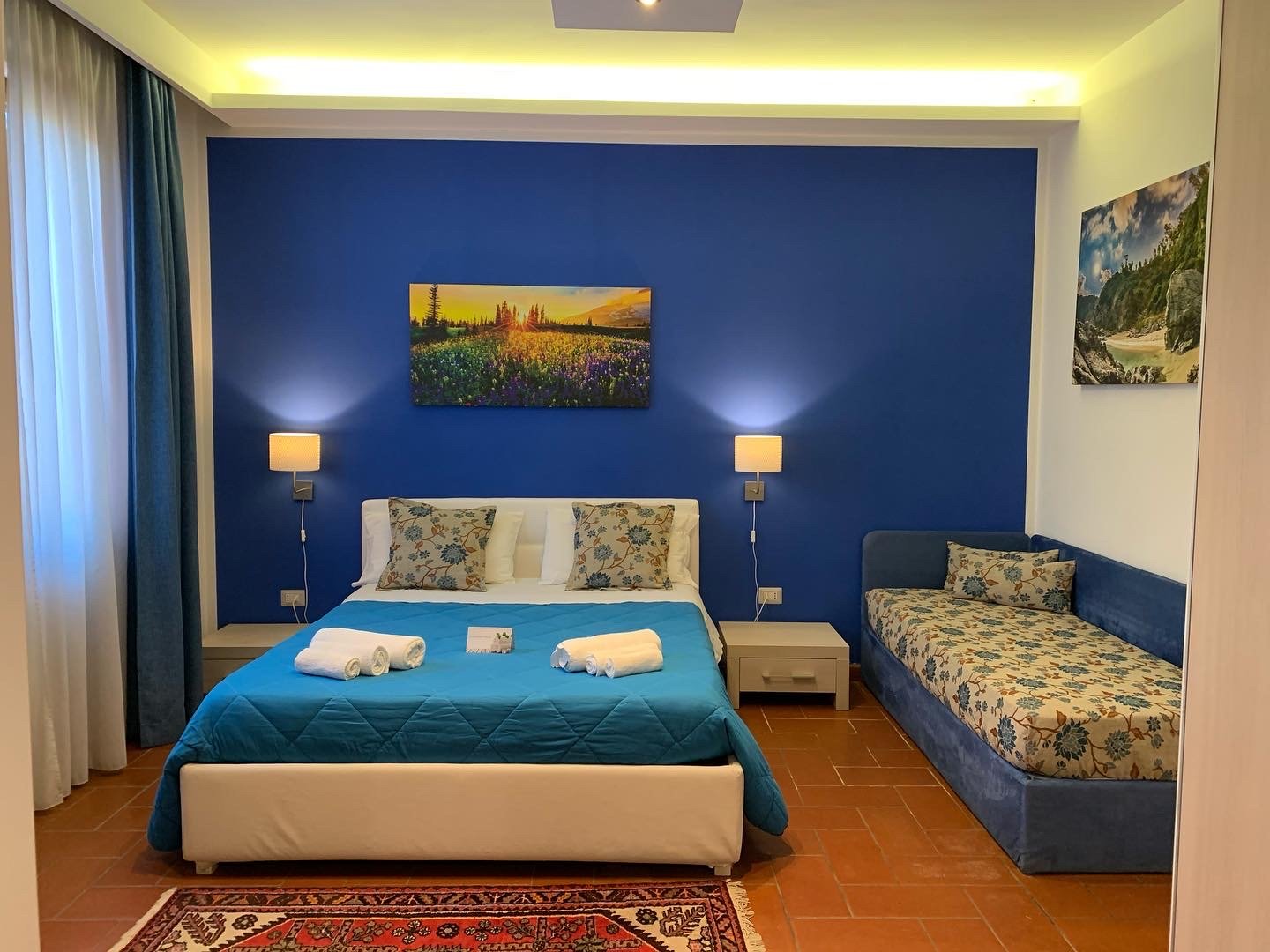 Villa con piscina vista mare