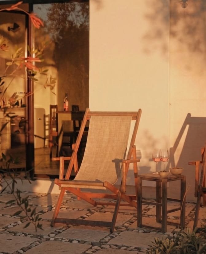 Villa vista mare immersa nella natura mediterranea a soli pochi passi dalle spiagge e dal centro di Diamante