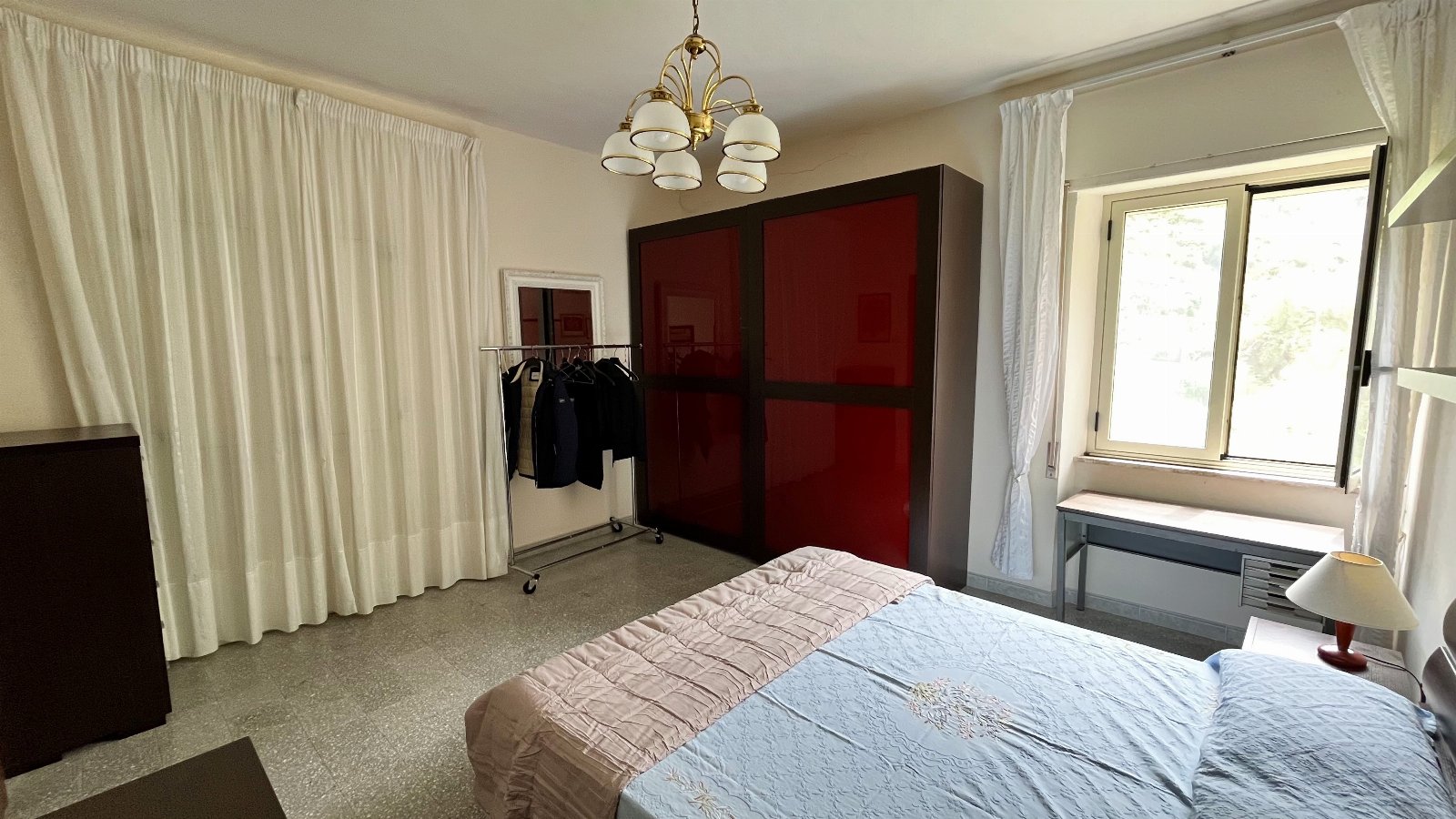 Apartment just a stone's throw from the sea