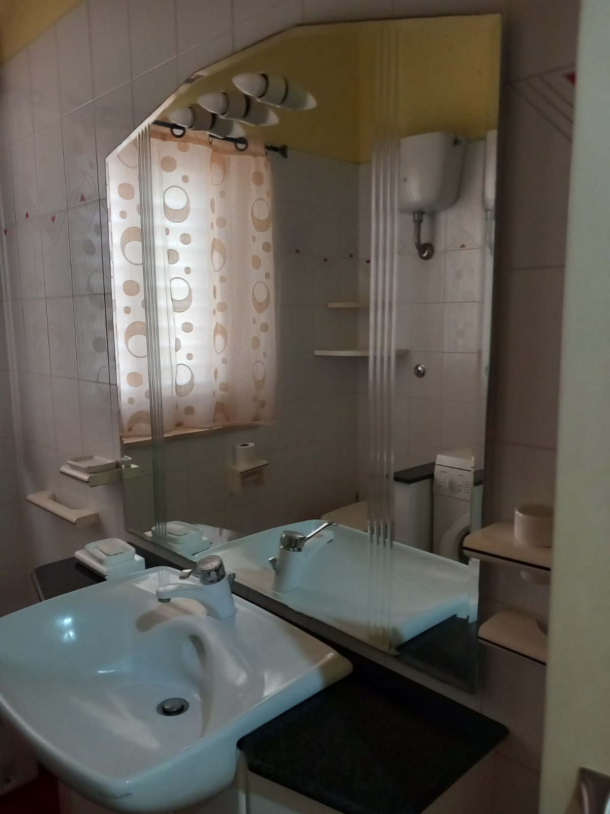 OCEANFRONT Vacation Rentals at Villa Wanda