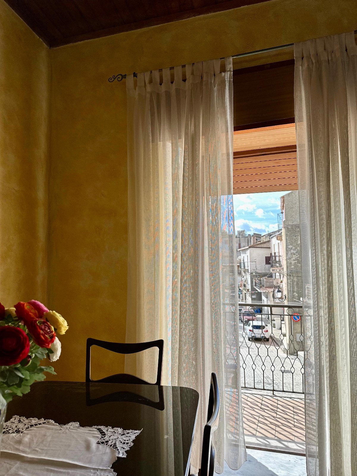 A la sombra del campanario