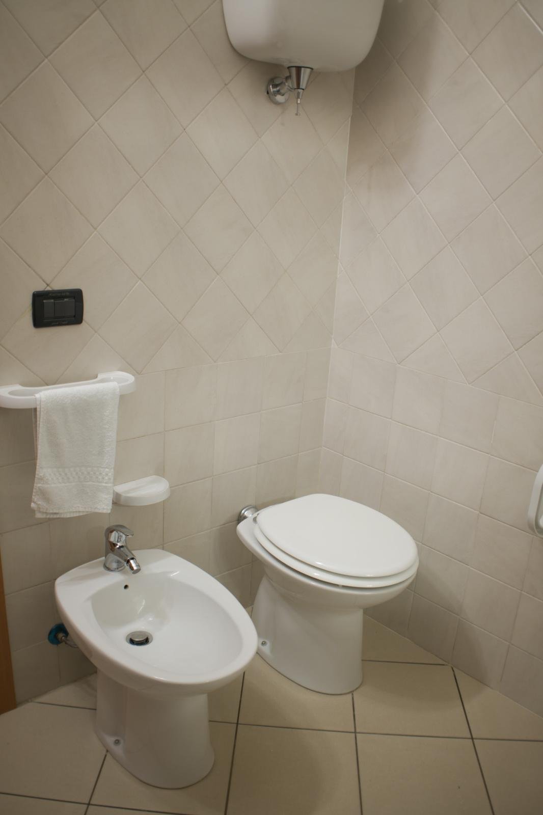 Hotel 3 stelle con camere vista mare, sala ristorante e location per eventi a Briatico, sulla Costa degli Dei.