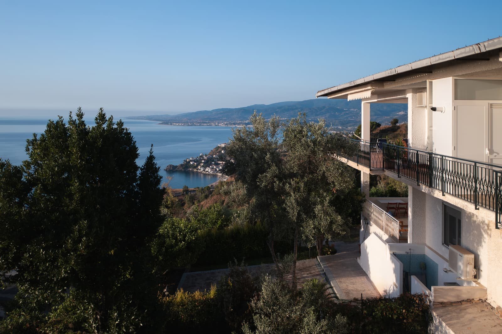 MAISON STALETTÌ - Sea-view suite on the Golfo di Squillace