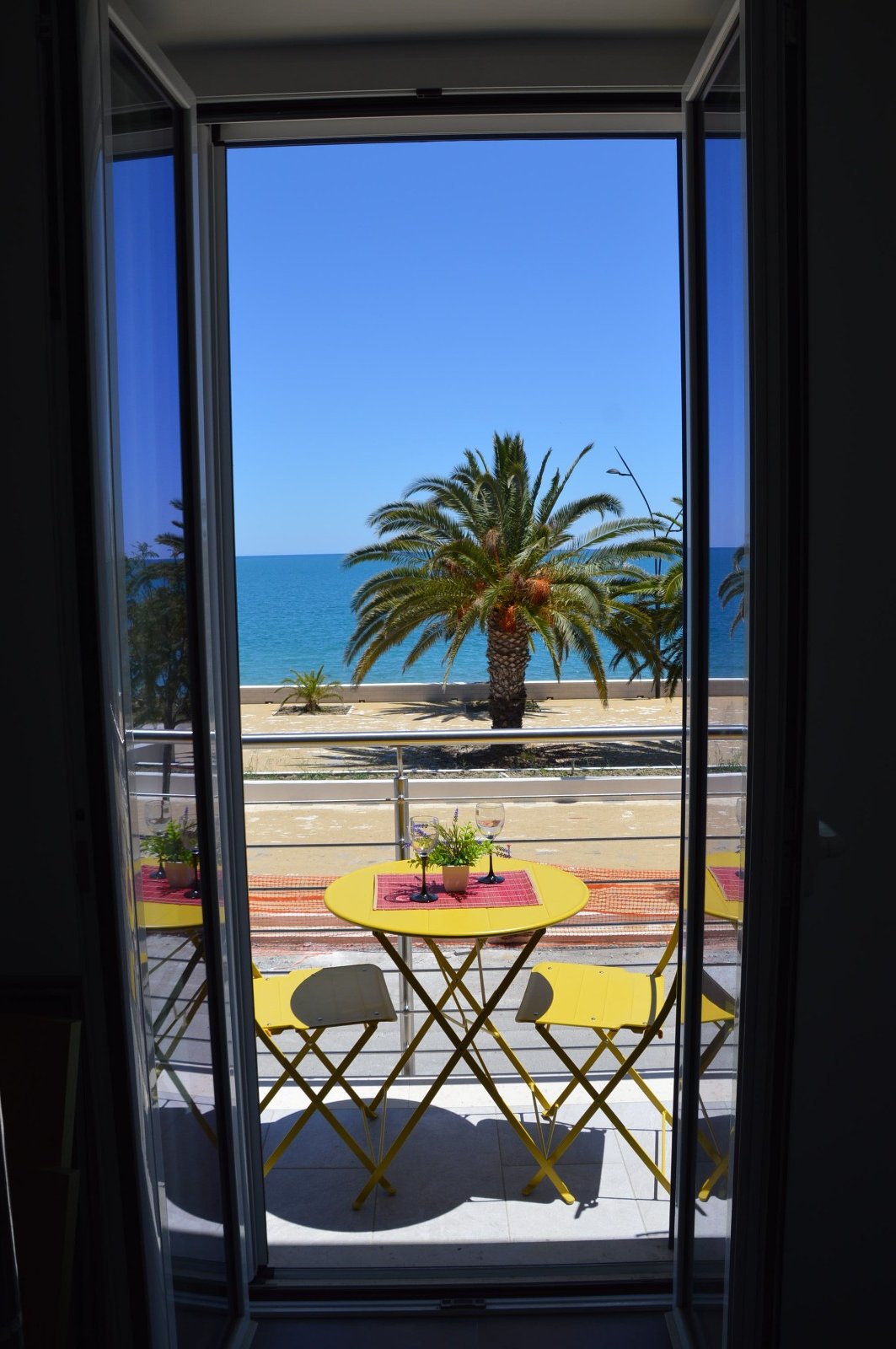 FRONTE MARE ECOSOSTENIBILE