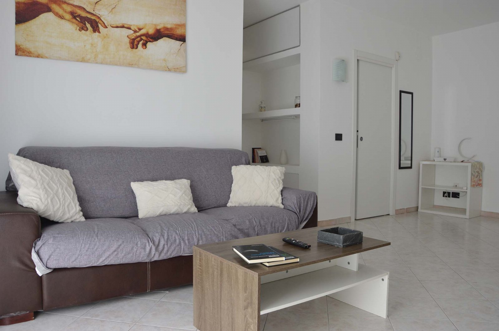 Habitación en apartamento compartido con el anfitrión, con uso de toda la casa