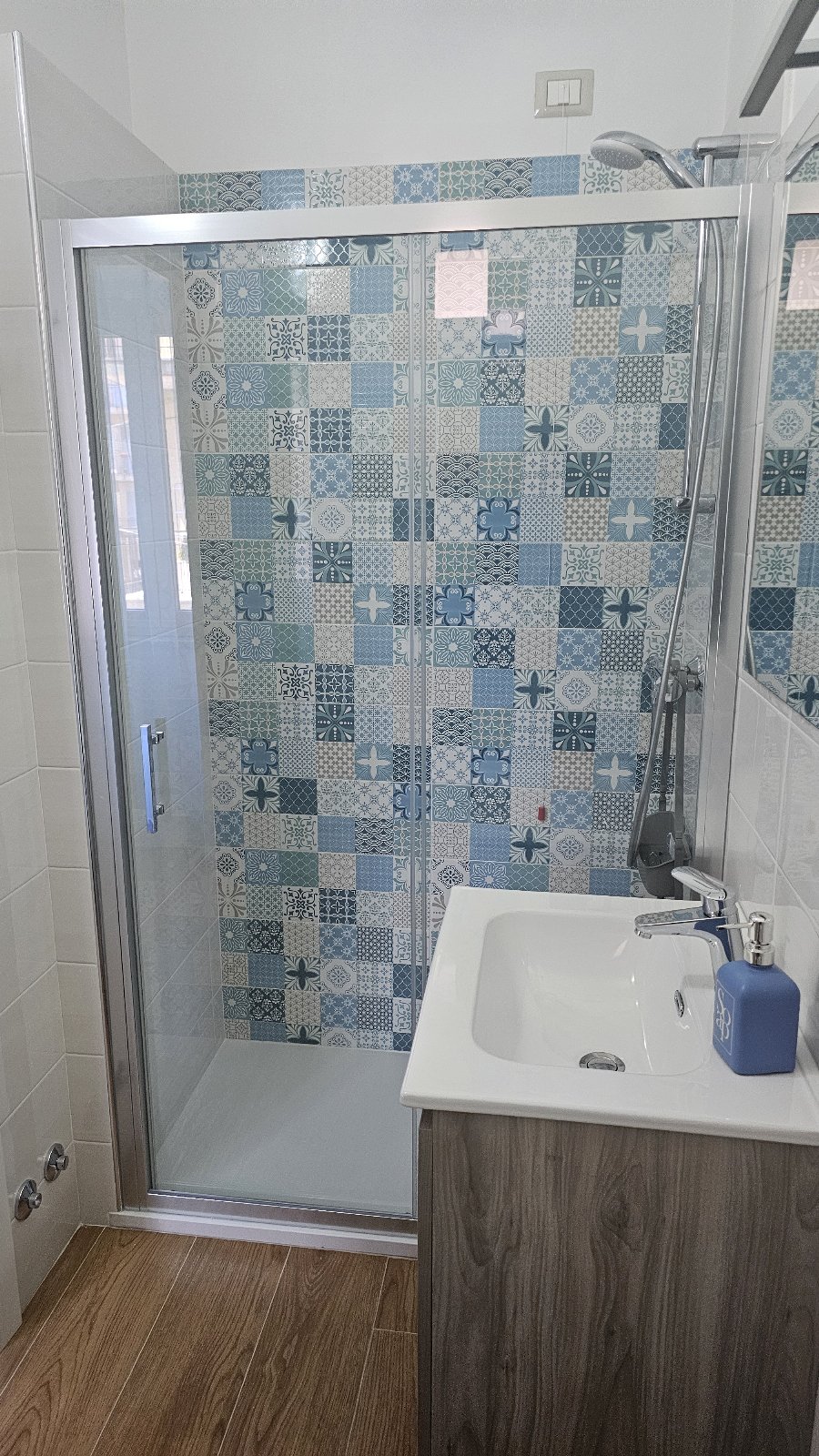 VILLA REGINA MARGHERITA - In Amantea (CS), im Stadtzentrum und nur einen Katzensprung vom Meer entfernt