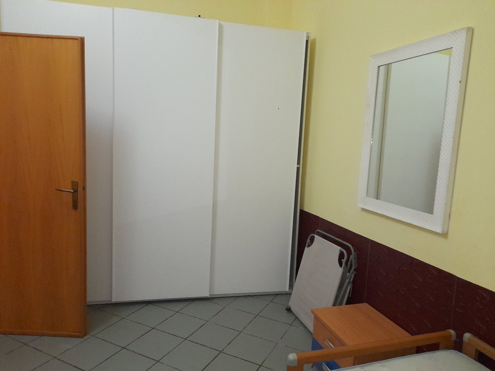 Ground-floor townhouse with private garden