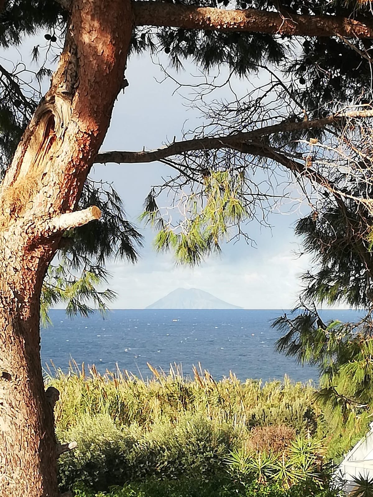 Casa Cunaci Bed and Breakfast.      "Una finestra sul Mediterraneo"