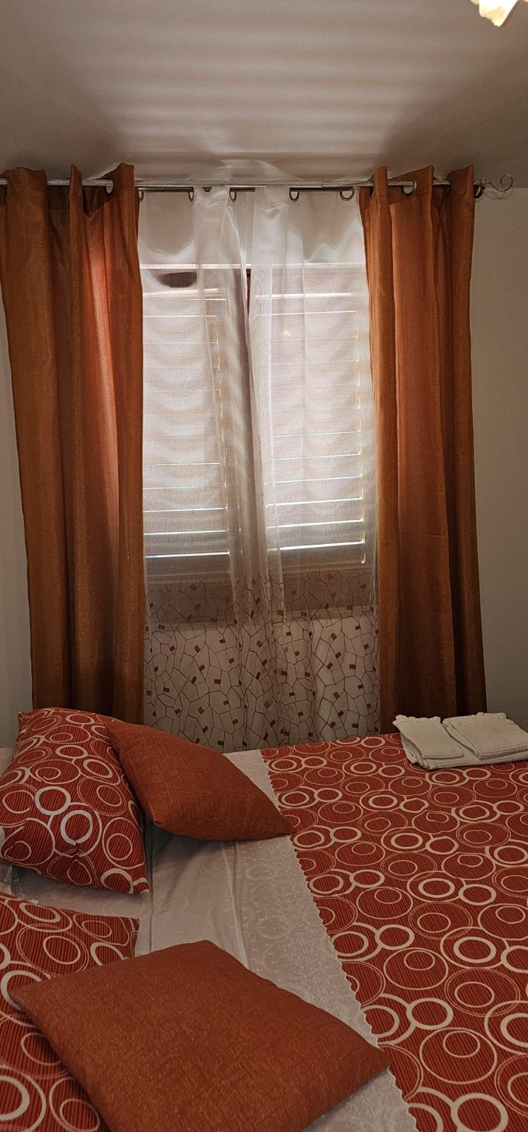 OCEANFRONT Vacation Rentals at Villa Wanda