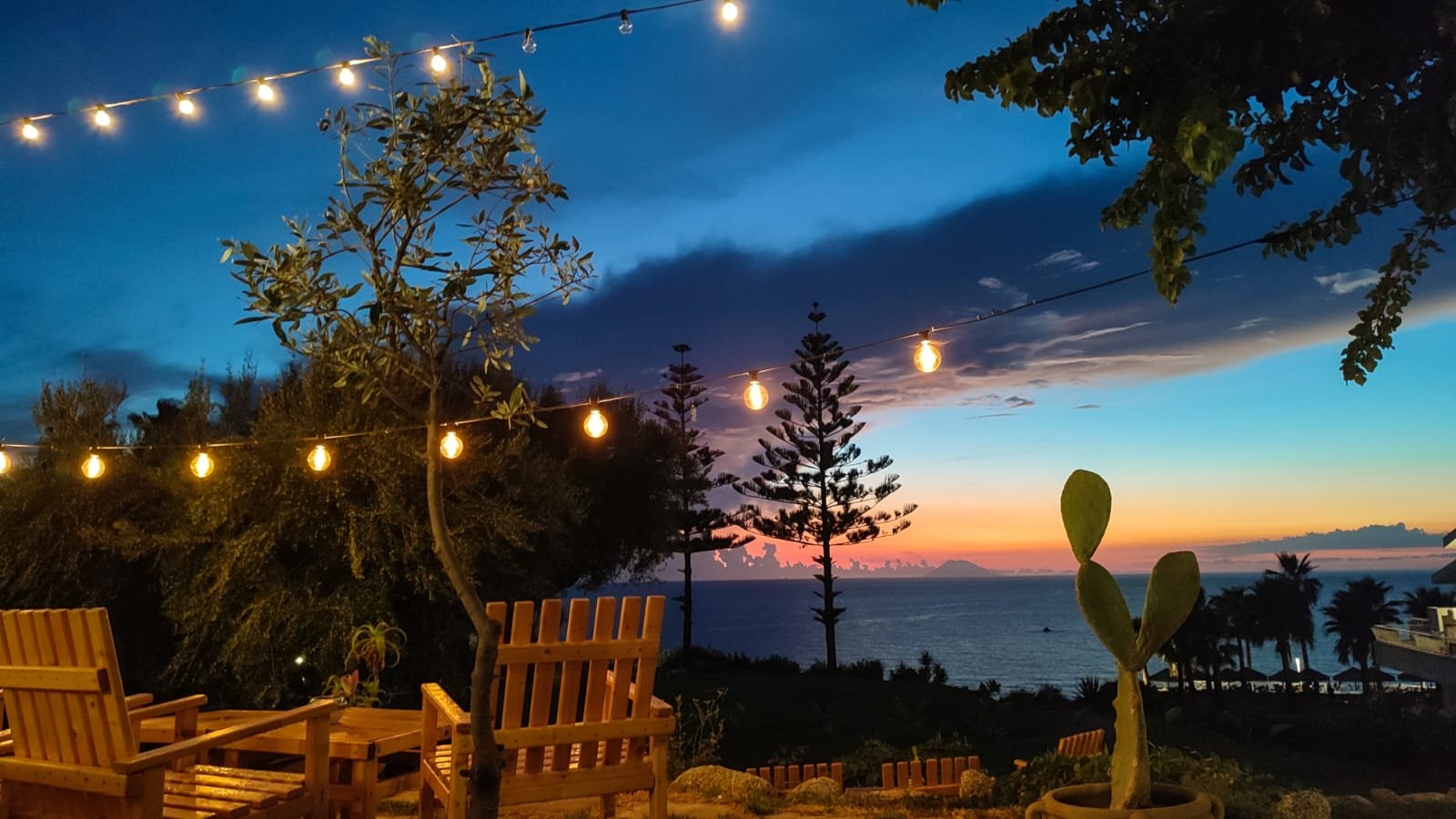 Capo Vaticano: Appartamenti Trilocale 3 posti con cucina vista mare. Spiaggia privata. Sunset Yoga