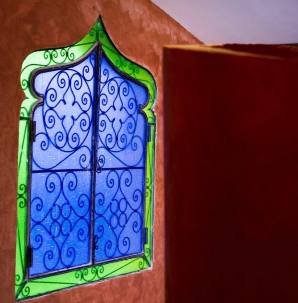 Splendida villa in collina, in zona panoramica con vista mare.