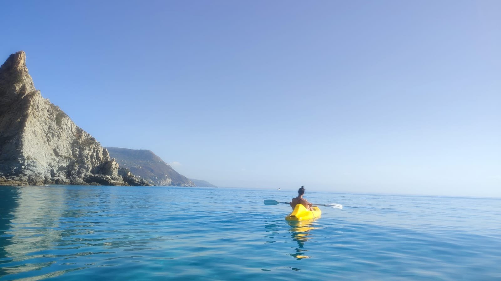 Capo Vaticano: Appartamenti Trilocale 3 posti con cucina vista mare. Spiaggia privata. Sunset Yoga