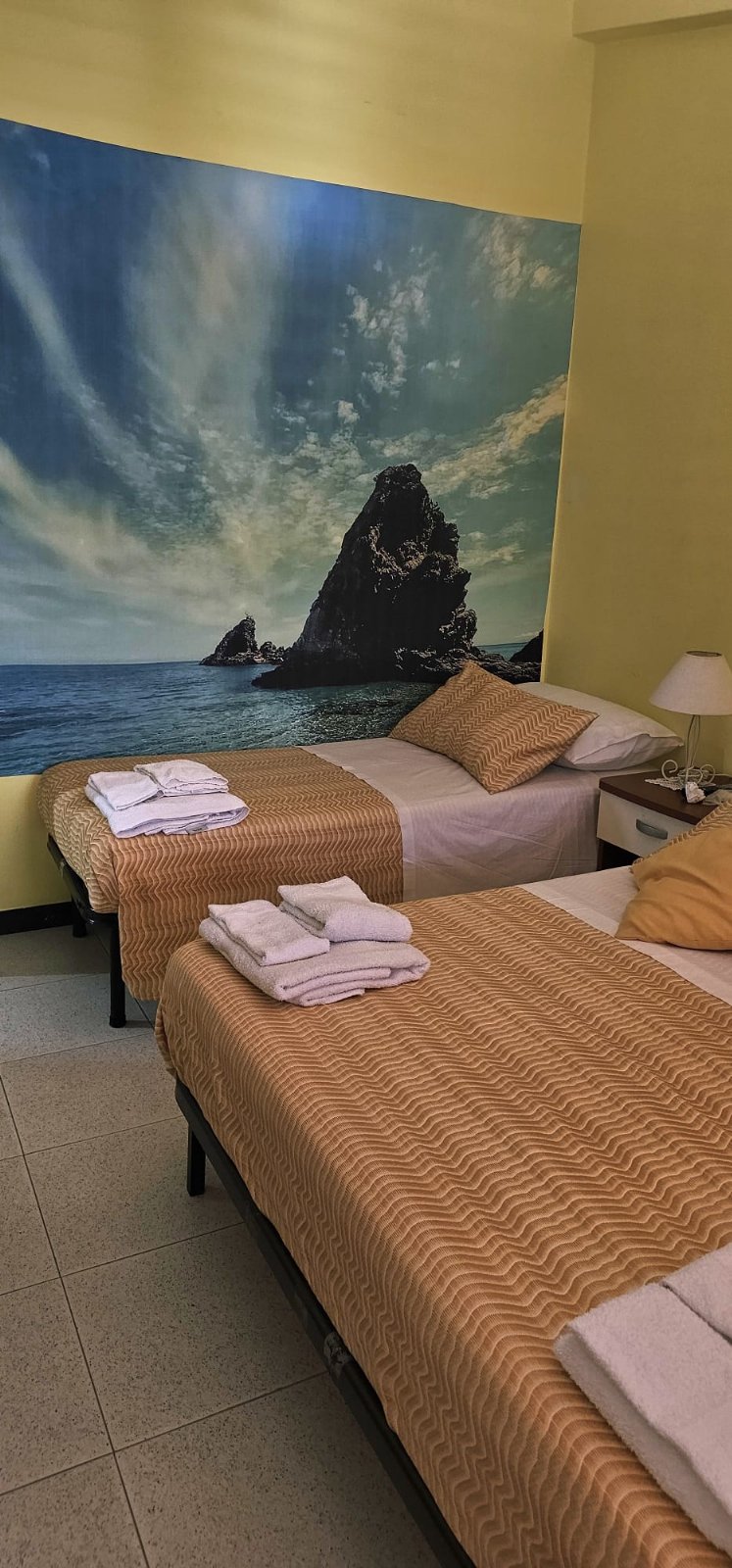 OCEANFRONT Vacation Rentals at Villa Wanda