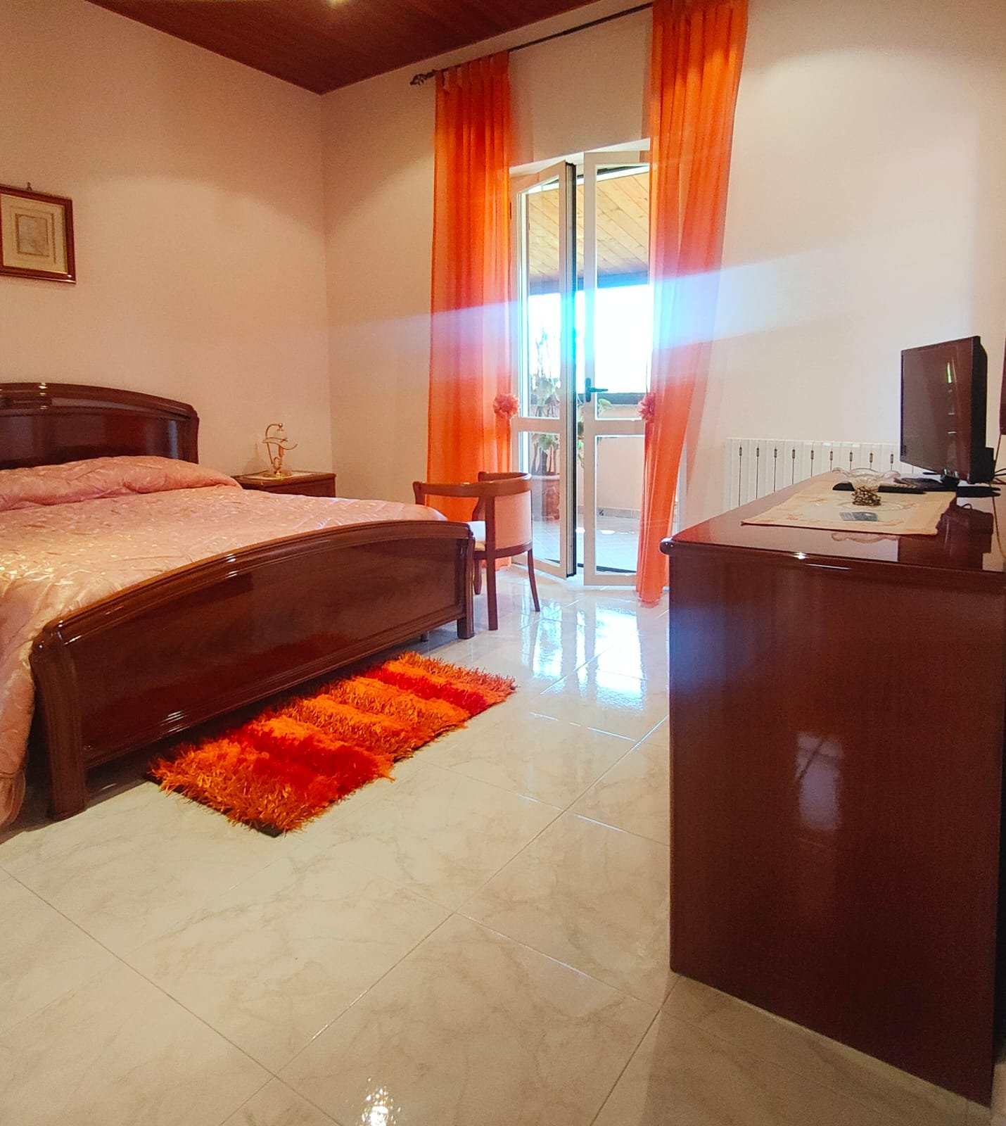 Villa with swimming pool