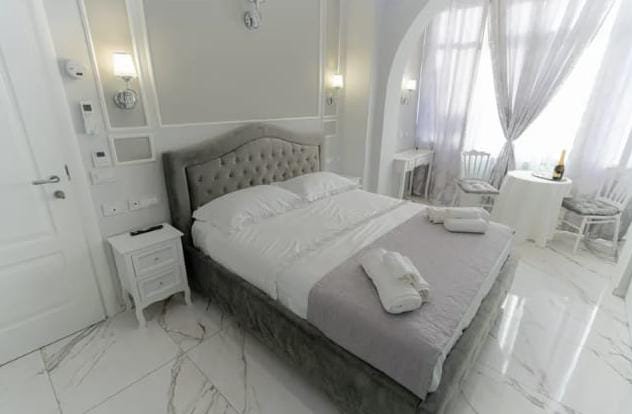 B&B ELEGANCE ROOM