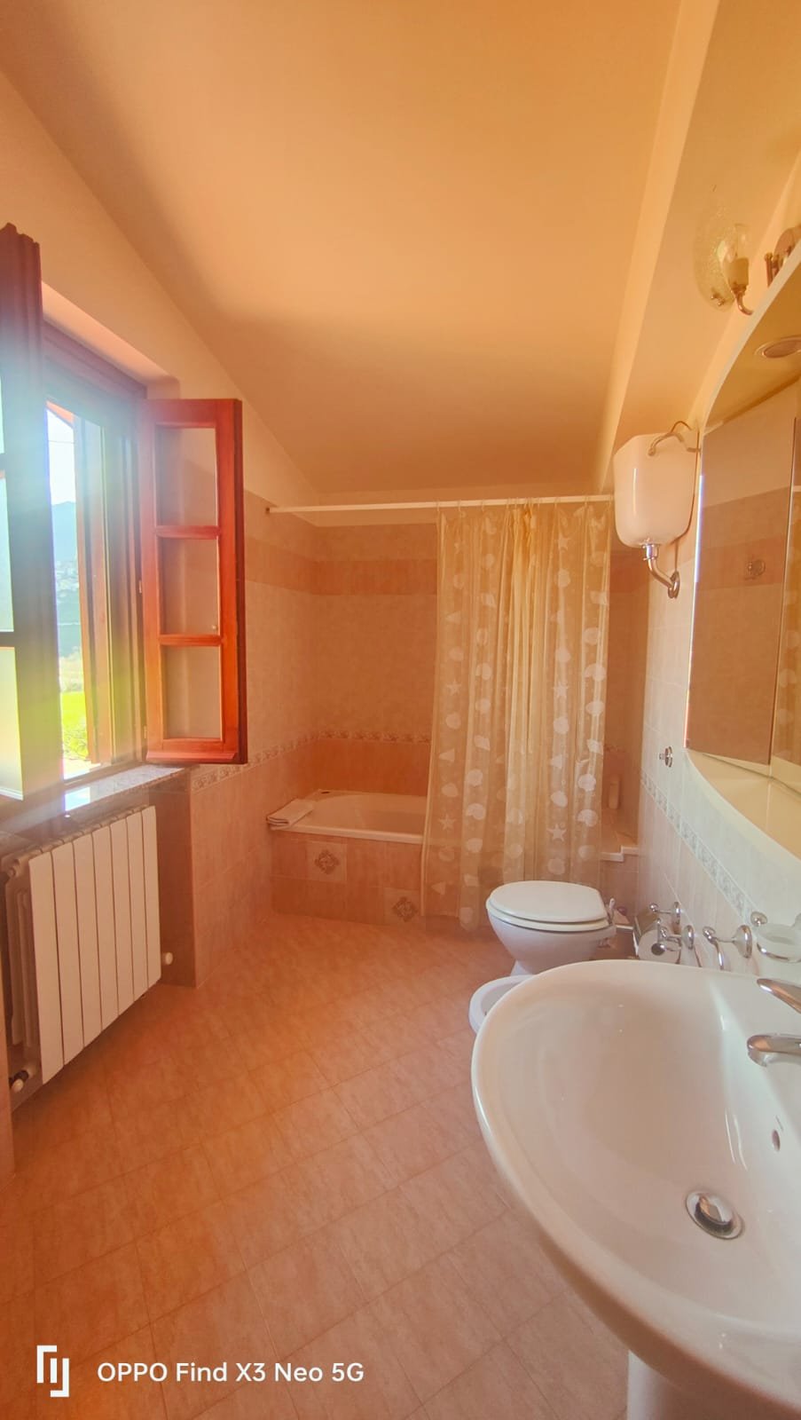 Villa with swimming pool