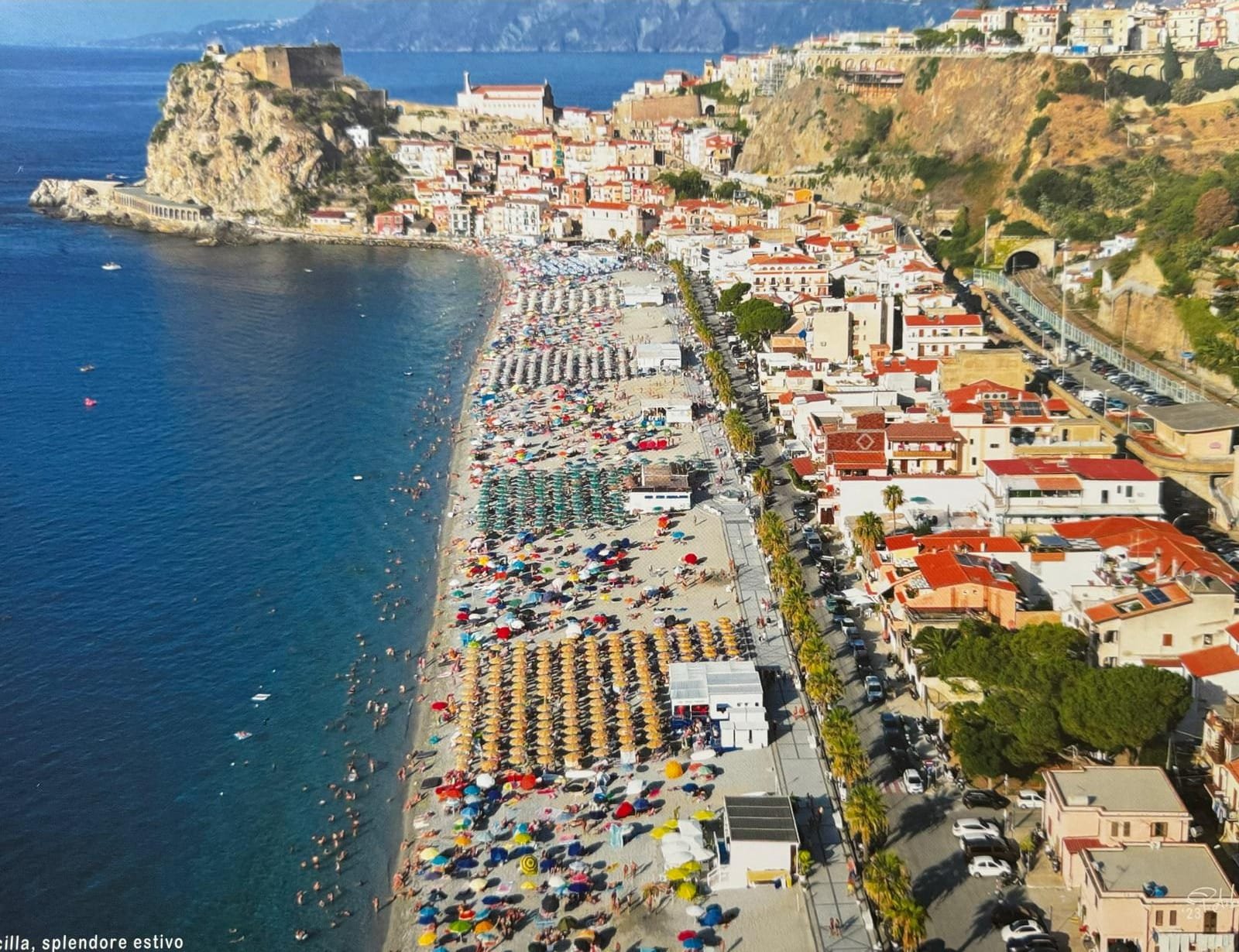 Zweizimmerwohnung nur 30 m vom Strand von Scilla entfernt