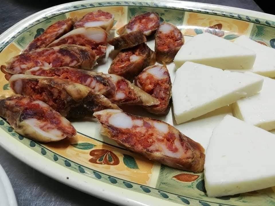 Agriturismo a Paola vicino al Santuario San Francesco e vicino al mare con piscina ristorante pizzeria fattorie didattiche