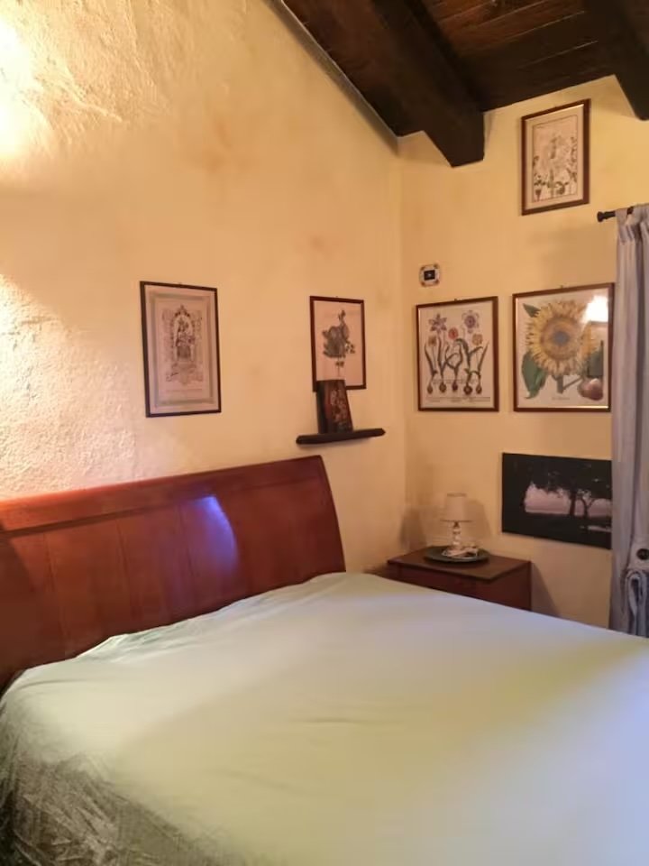 Villa mit Anwesen in den Hügeln von Siderno Superiore – zwischen Meer, Natur und Entspannung