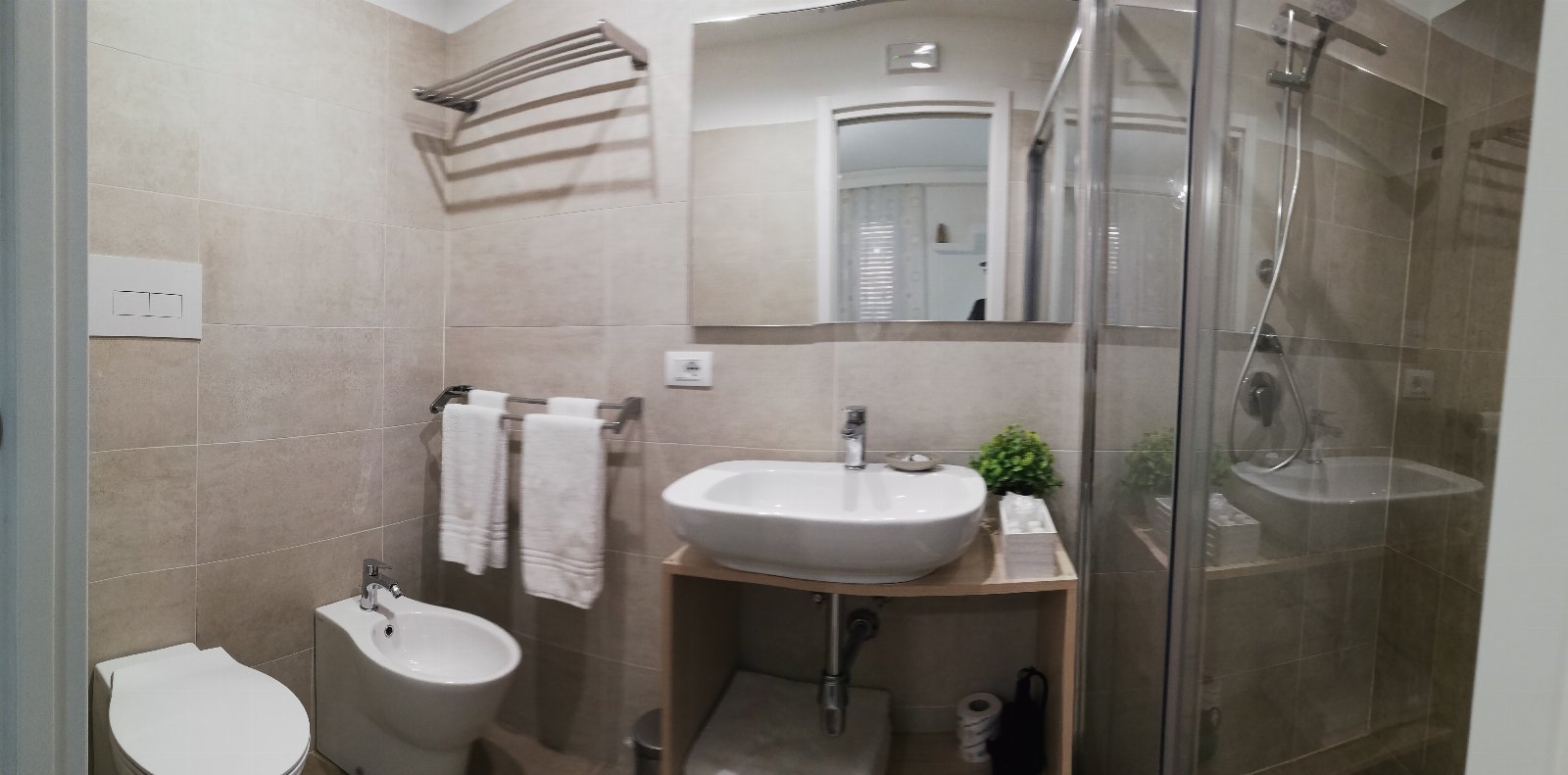 B&B Via Marina Reggio Calabria centro Guest House estudio independiente con entrada privada