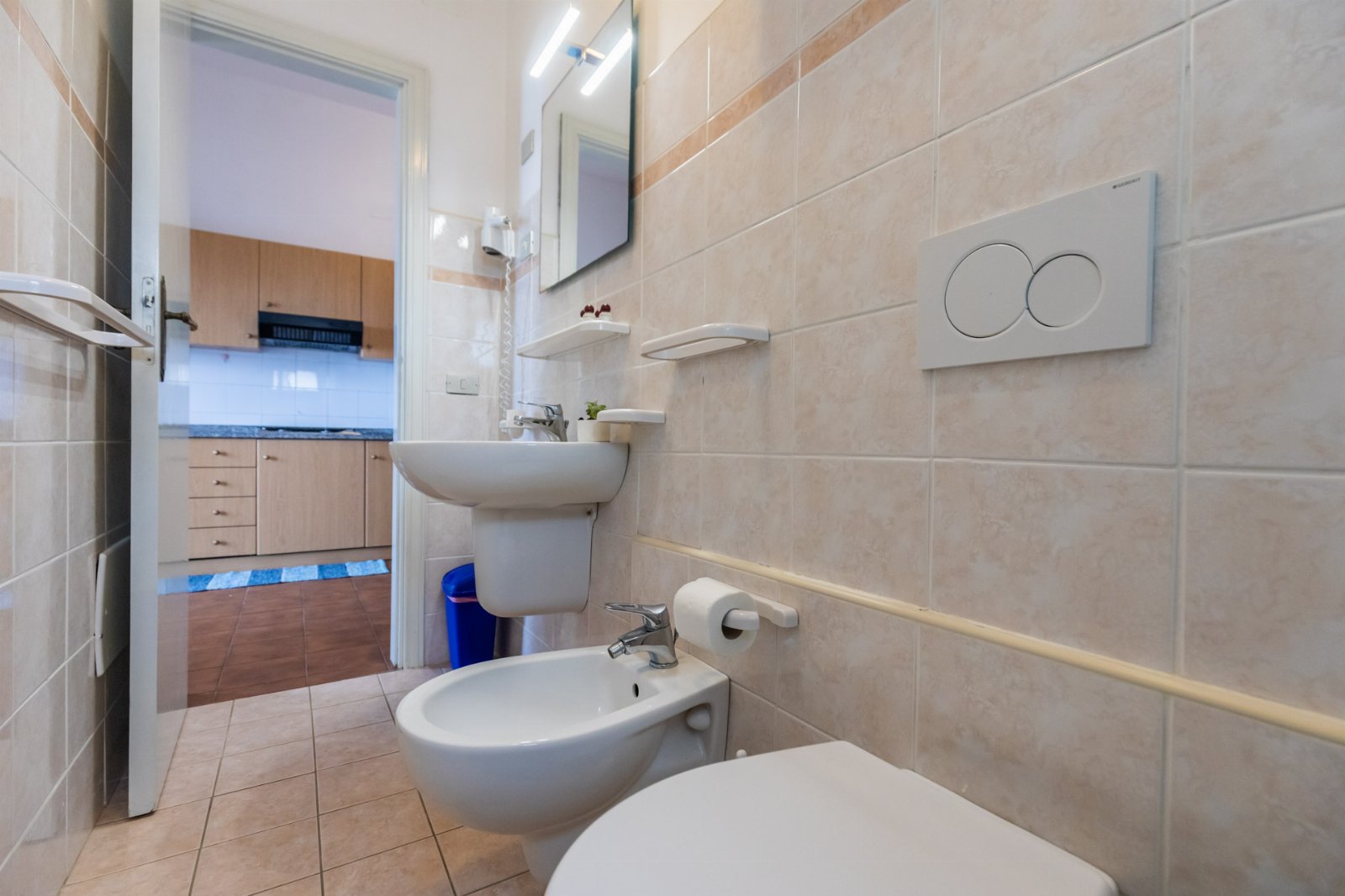 Capo Vaticano: Appartamenti Trilocale 3 posti con cucina vista mare. Spiaggia privata. Sunset Yoga