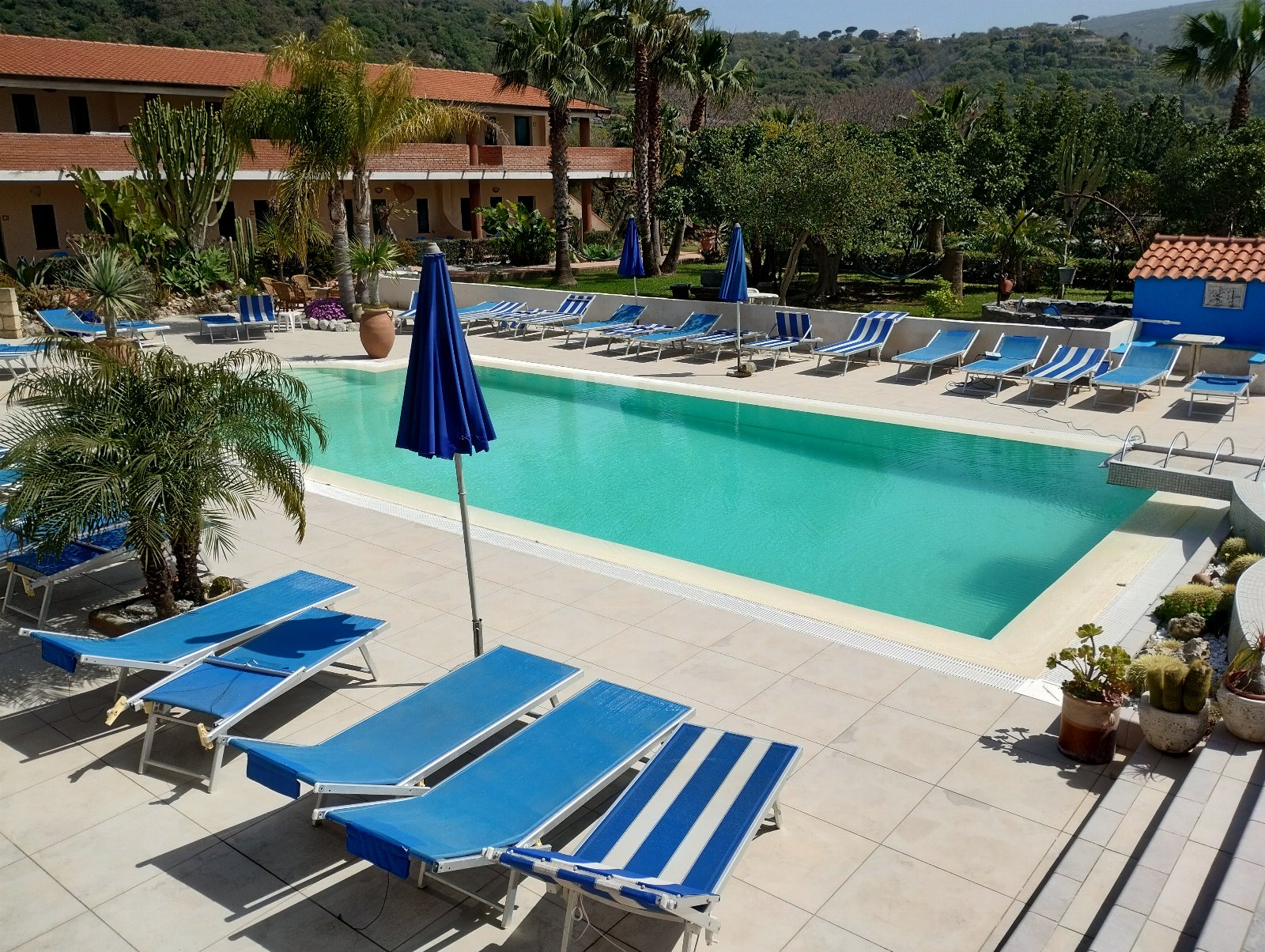 Agriturismo a 600 metros del mar