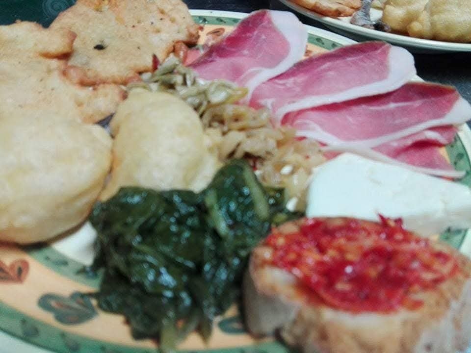 Agriturismo a Paola vicino al Santuario San Francesco e vicino al mare con piscina ristorante pizzeria fattorie didattiche