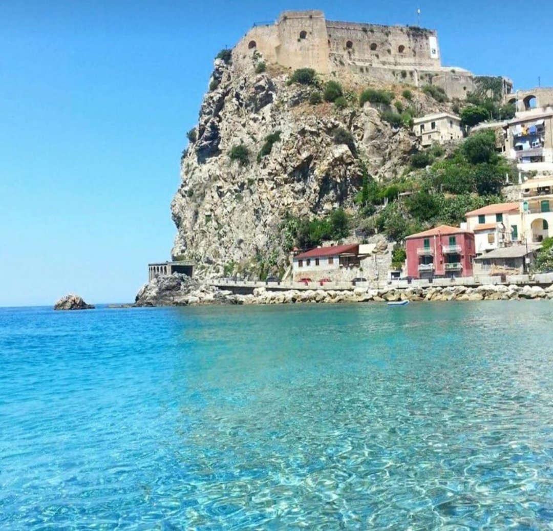 Zweizimmerwohnung nur 30 m vom Strand von Scilla entfernt