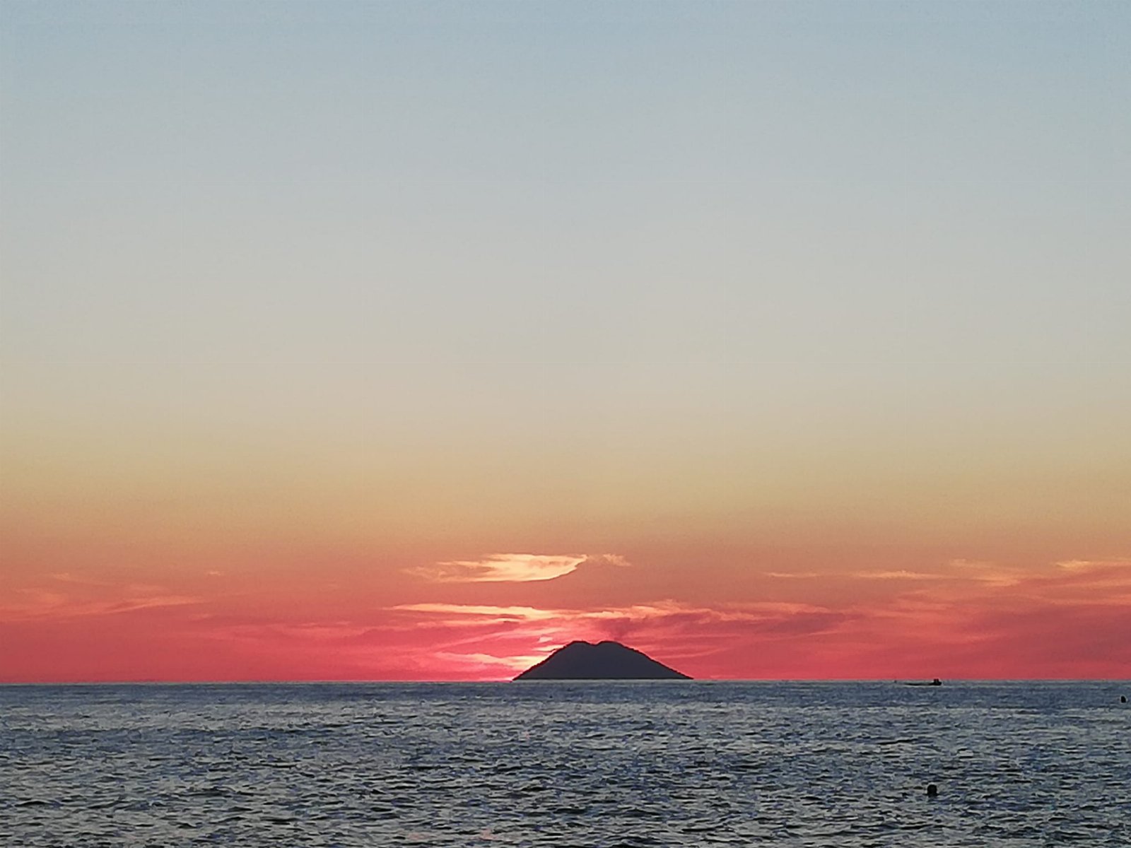 Casa Cunaci Bed and Breakfast.      "Una finestra sul Mediterraneo"