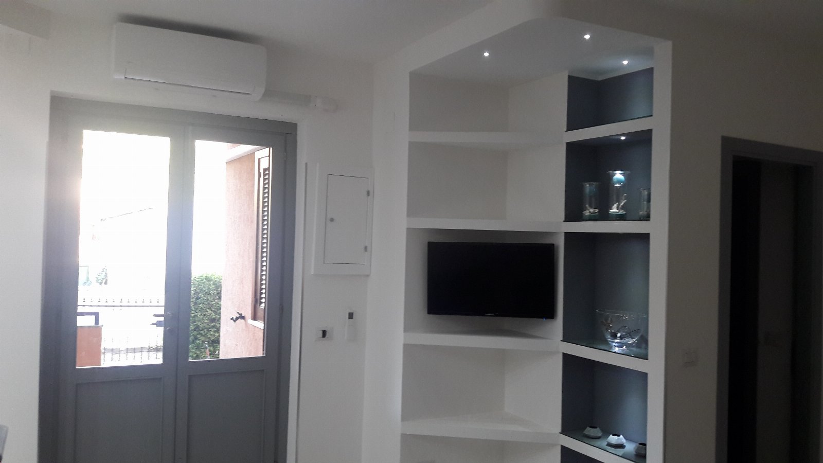 Garden Apartment Just Steps from the Sea