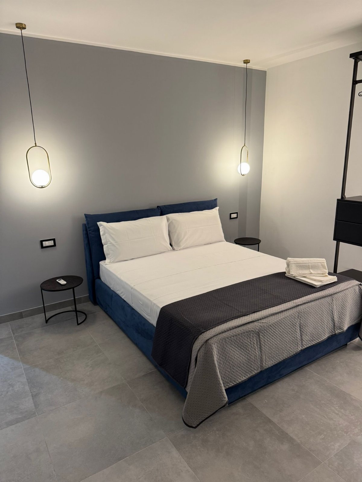 Meravigliosa camera in centro a due passi dal mare