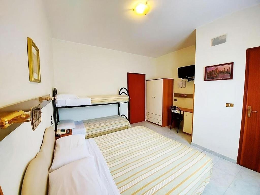 Rodzinny hotel 3-gwiazdkowy w Bagnara Calabra