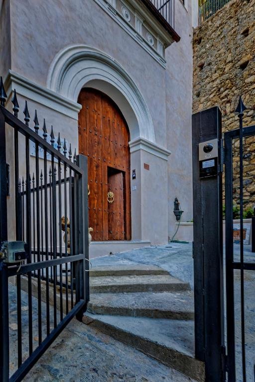 Historic Palazzo in the heart of the Old Town