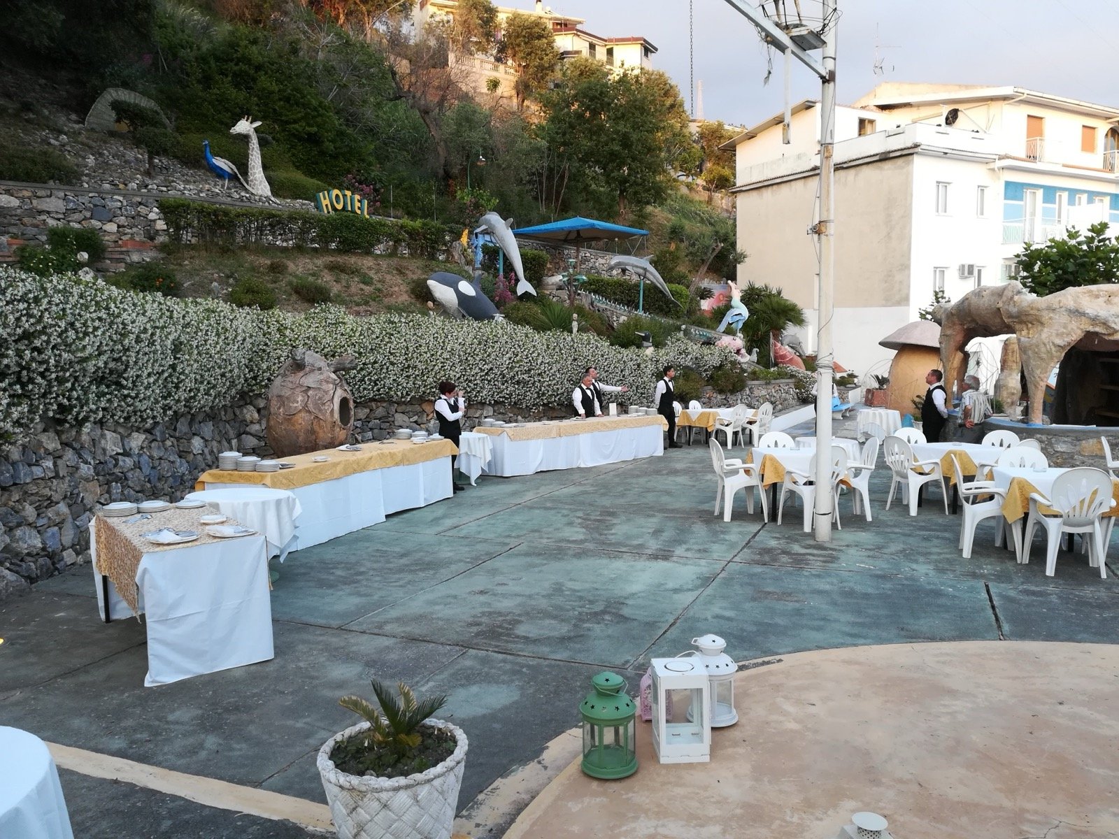 HOTEL RISTORANTE LA CARRUBA CETRARO (CS)