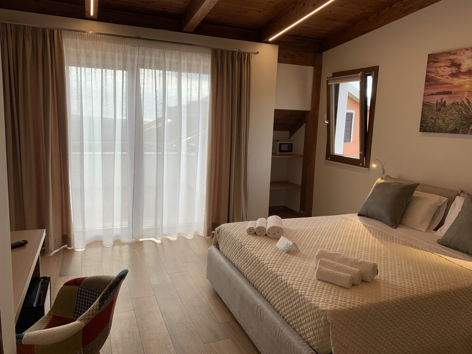 Villa con piscina vista mare