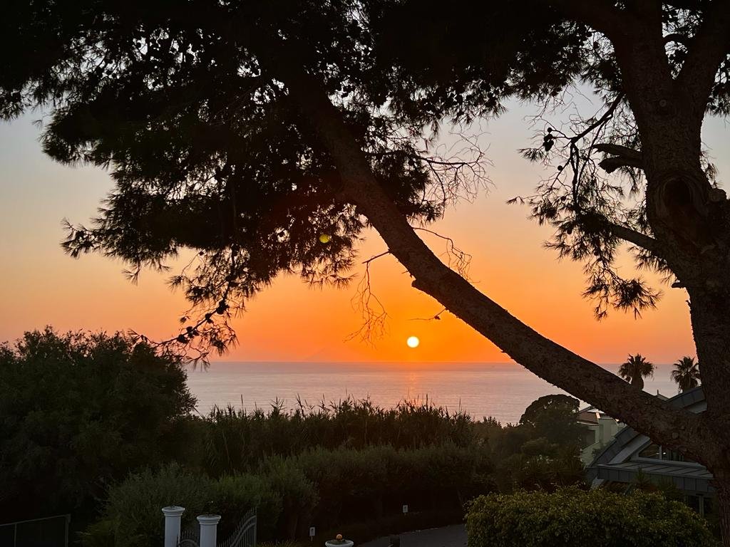 Camera Matrimoniale con terrazza panoramica vista mare